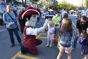 Amherst Ranked Ninth Best College Town by The Campus Advisor