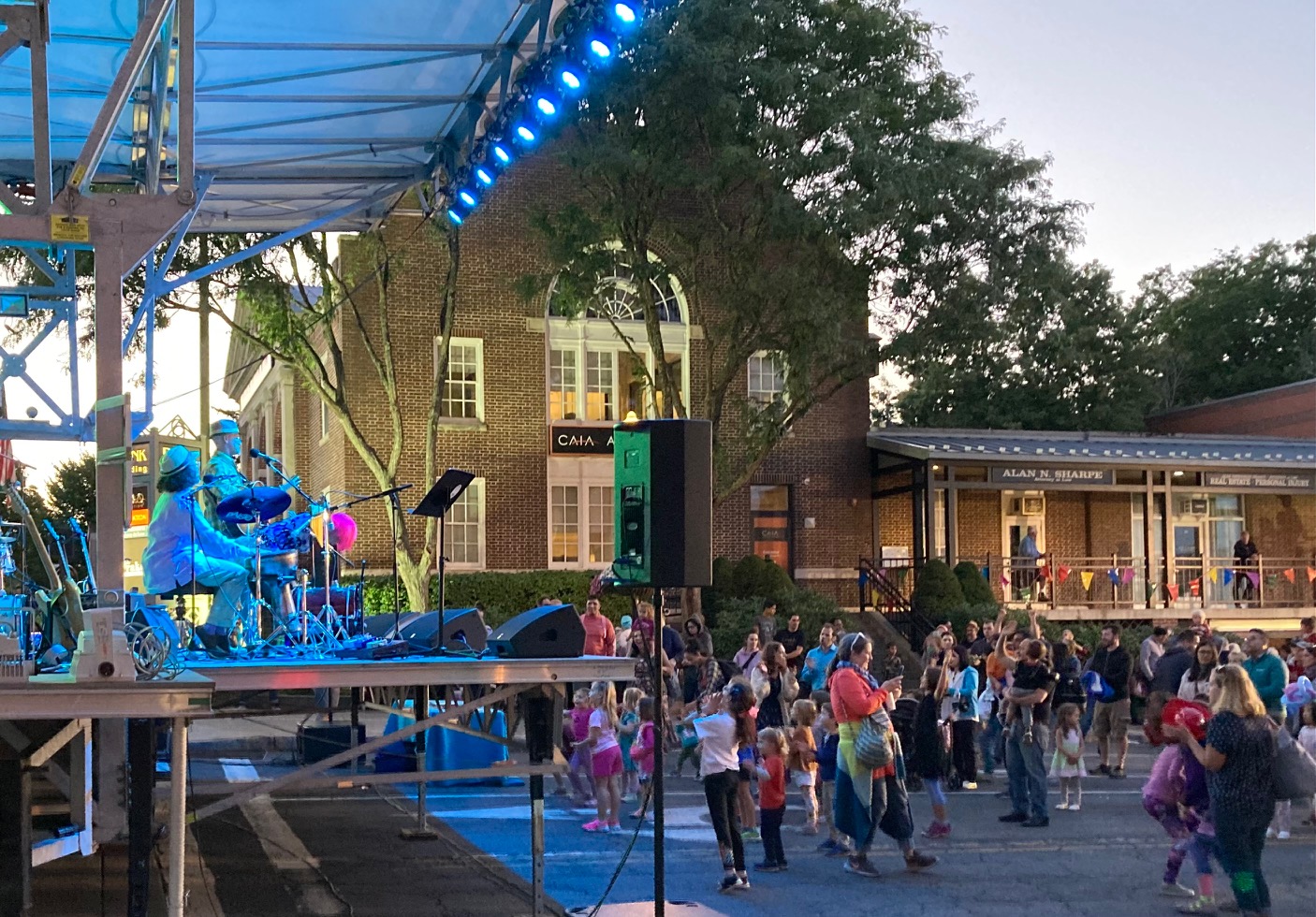 Photo Of The Week Town Block Party Gallery Amherst Indy