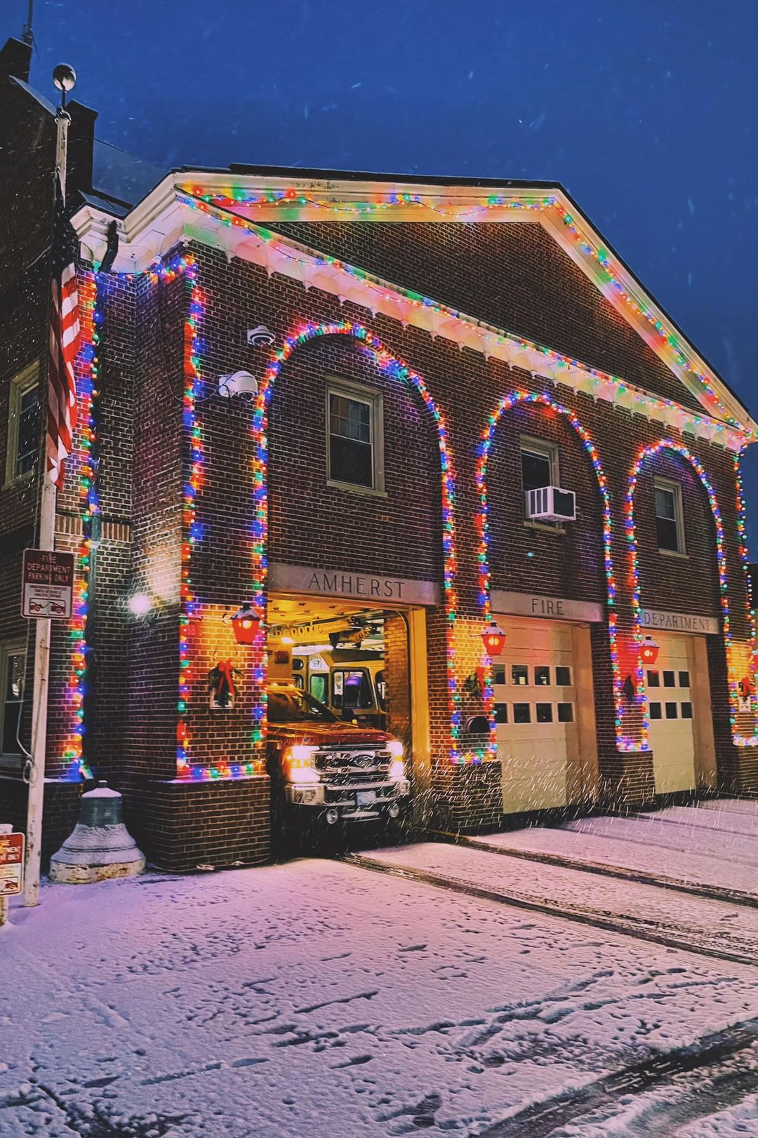 Photo Of The Week Holiday Lights At The Amherst Central Firehouse