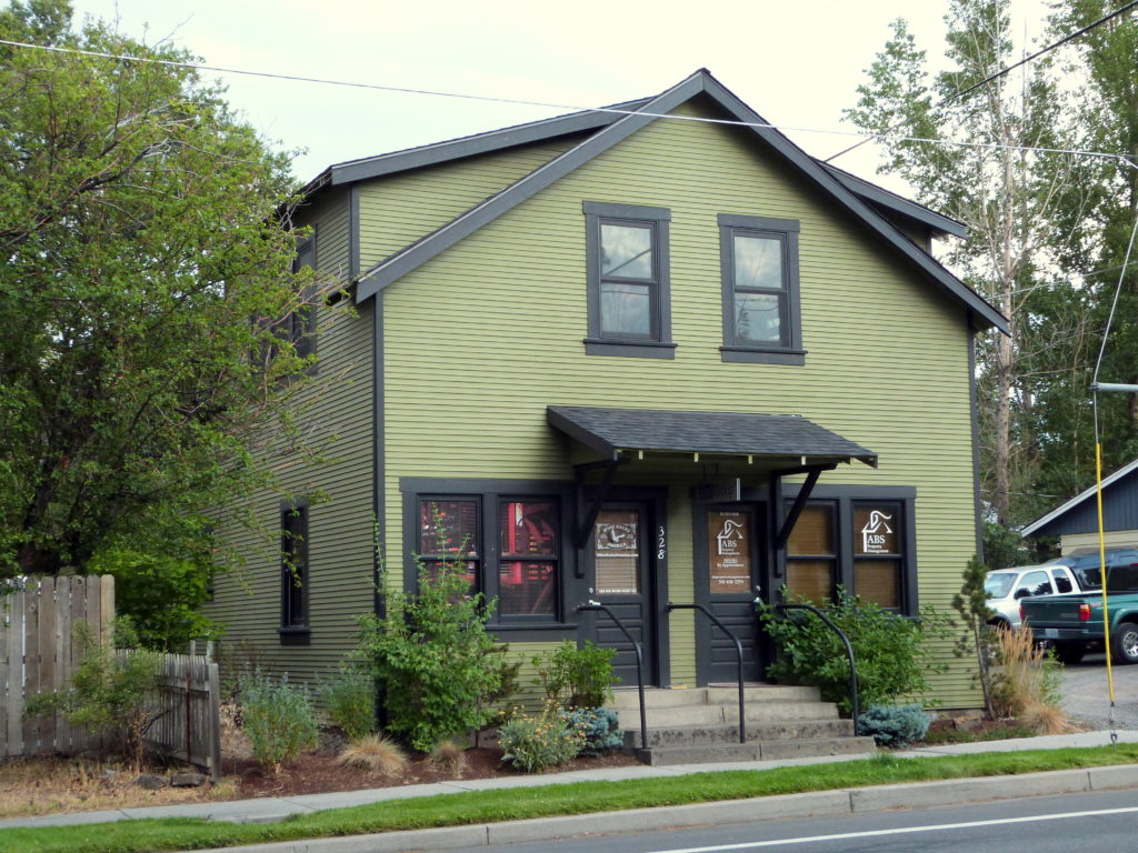 Historic duplex bend Oregon.