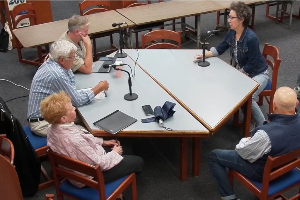 4 Towns Meeting